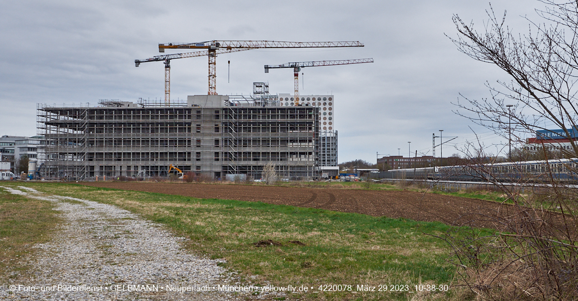 29.03.2023 - Baustelle REVO und Umgebung in Neuperlach